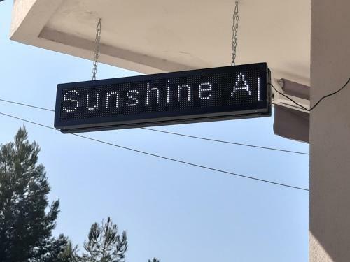 Soula's Sunshine Green Apartment