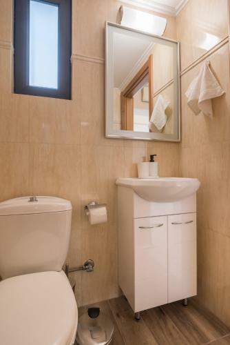 Apartamento Topalidi`s Home