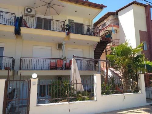 Blue Moon Apartments