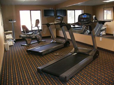 Holiday Inn Express Hotel & Suites Suffolk