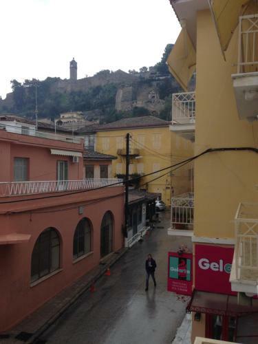 Old Town Apartment Next To Seafront Promenade