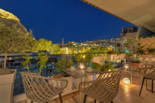 City Apartment With Private Parking