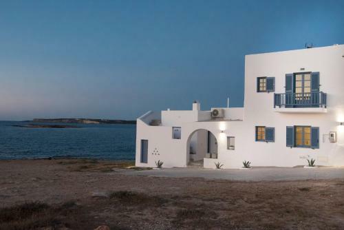 Kyma Seafront Brand New 2bd House In Naousa