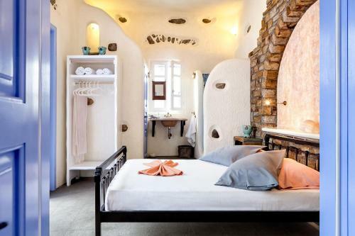 Villa Georgilas Cave House