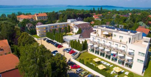 K�t Korona Konferencia �s Wellness Hotel