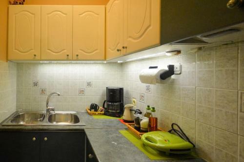 Andriannas Apartment(Andrianna?s Loft)