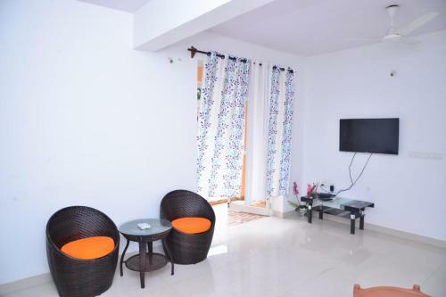 Modern Elegant Shades-2 Bhk AC Apartment