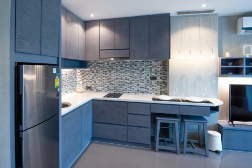 Apartamento Modern Condominium Kamala Beach