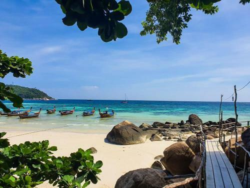 Hotel Chareena Garden - Beach Resort