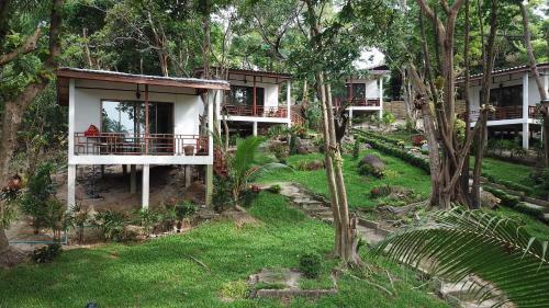 Hotel Chareena Garden - Beach Resort
