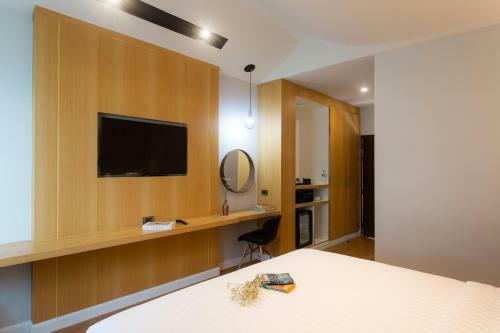 Hotel The Canale Samui Resort - Sha Extra Plus