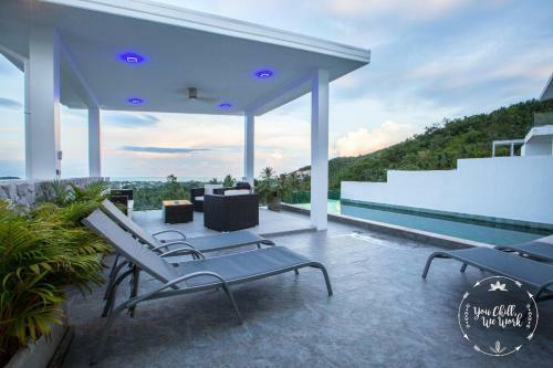 Azur Luxurious Villa 4 Br Ocean View