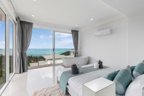 Emerald Villa 3 Br Sea Views