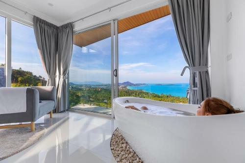 Chaweng Noi Luxury Morden Style 4-br Dream Villa