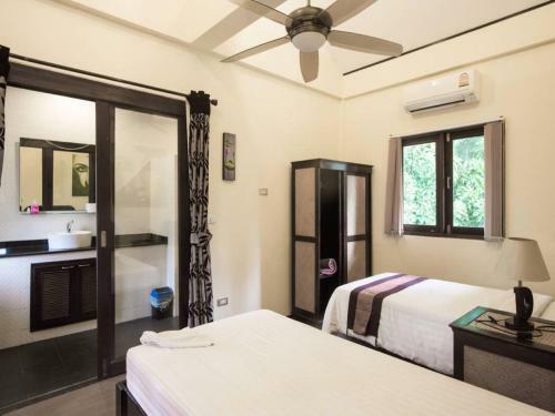 3 Bedroom Seafront Villa With Bay View Koh Phangan