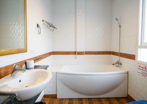 4 Bedroom Town Villa With Private Pool