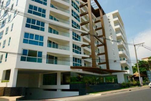Apartamento Nova Ocean View - Pratumnak - Large Studio - 800m From The Beach