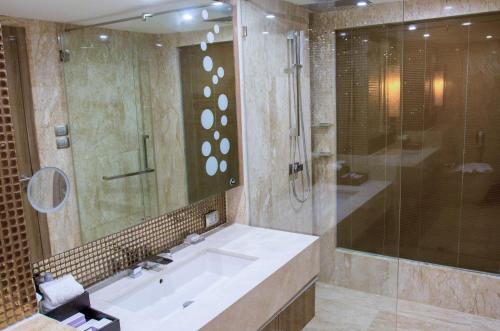 Hotel The Sanctuary Phratamnak Pattaya