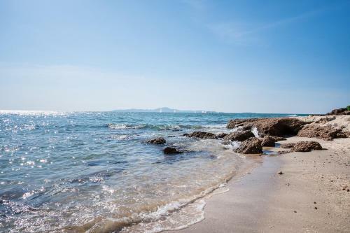 Majestic Residence Pool Villa 4 Bedrooms Private Beach