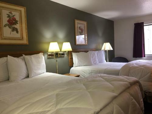 Hotel Country Hearth Inn & Suites - Mexico