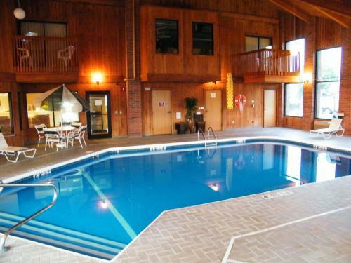 Hotel Country Hearth Inn & Suites - Mexico
