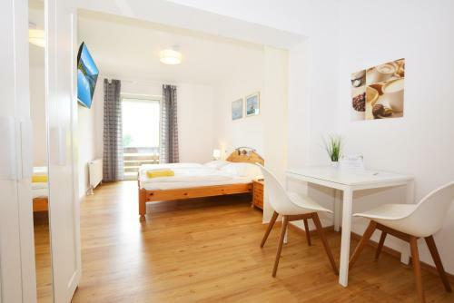 Sonniges Apartment Mit Balkon In Ruhelage