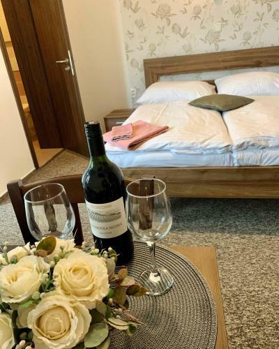 Hostal Ubytov�n� Selsk� Dv?r