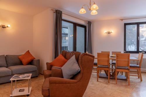 Apartment Six T Nine By All In One Apartments