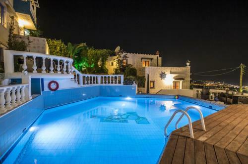 Hostal One Private Studio Full View