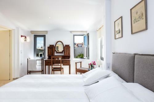 Villa Muazzo Historic Residence, A Modernized Gem!
