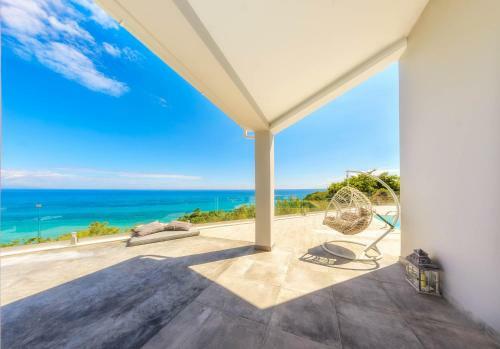 Luxury Villa Cavo Mare Meltemi With Private Pool & Jacuzzi