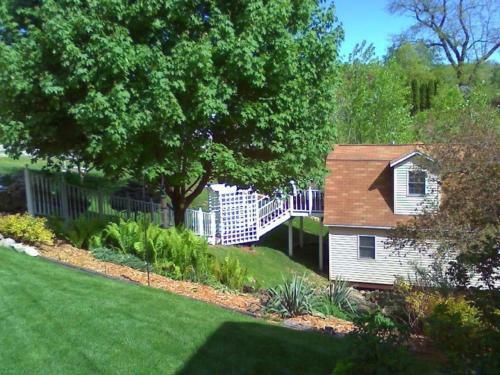 Lodge Trickling Waters Retreat