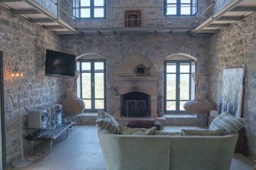 1bdr Loft In Stone Tower, Majestic View In Mani
