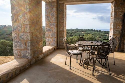 1bdr Loft In Stone Tower, Majestic View In Mani