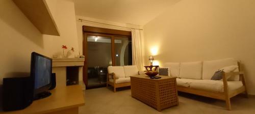 Lovely Maisonette Right In Front Of The Sea