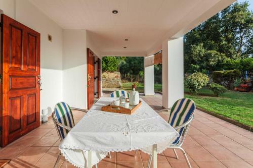 Apartamento Ancient Olympia Secluded Haven, Mangata Home