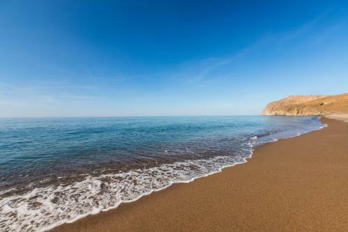 Hotel Aeolian Village Beach Resort