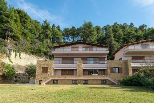 #flh-seagrove-beachfront Villa In Possidi