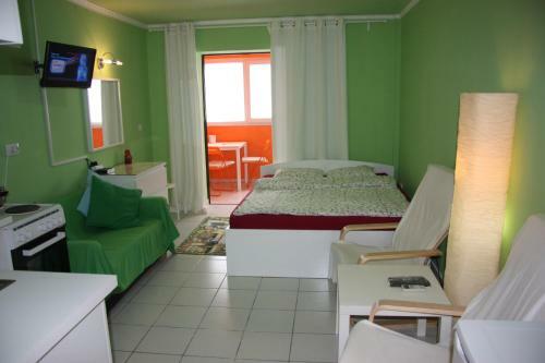Andrew's Apartments