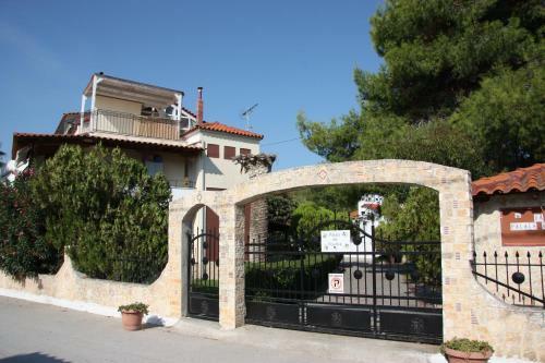 Andrew's Apartments