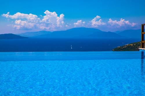 Villa Pegasus-cosy Modern Villa With Private Infinity Pool