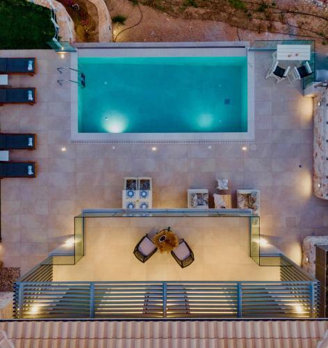 Tsimaras Villas
