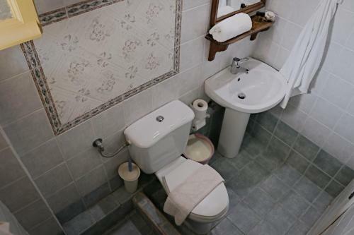 Bed & Breakfast Ailouros Summer Hotel