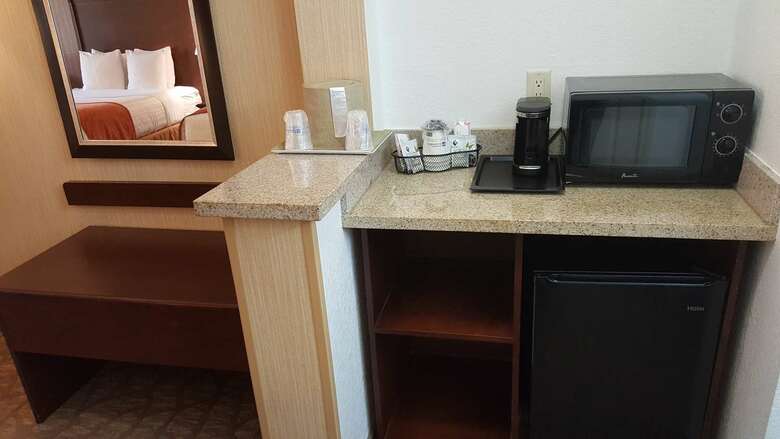 Best Western San Dimas Hotel & Suites