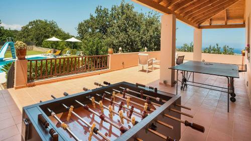 Villa Acorn