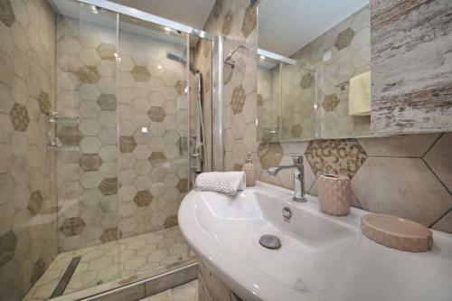 Philoxenia Guest House
