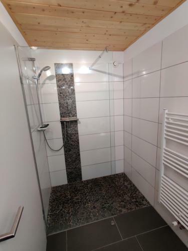 Apartamento Traumhafter Seeblick: Ferienwohnung "am Atoll"