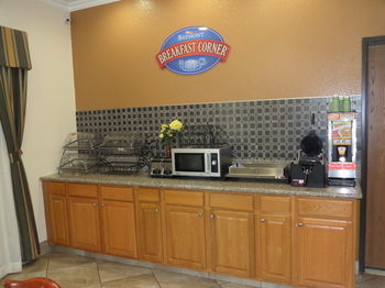 Motel Pearsall Inn And Suites