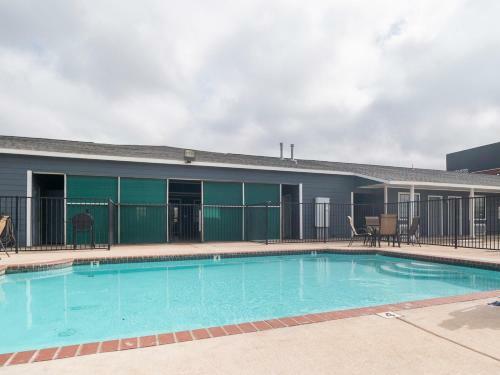 Motel Southern Inn And Suites Pearsall