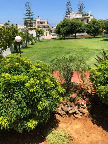 Christine Seaside Apartments In Chania